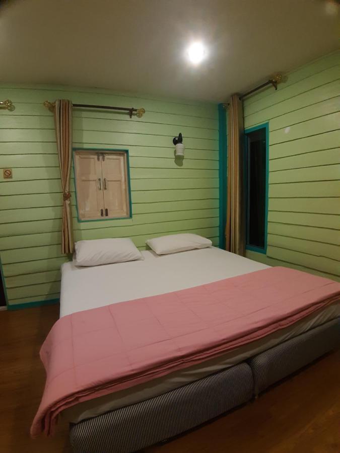 Baan Chan Sabai Chanthaburi Bagian luar foto