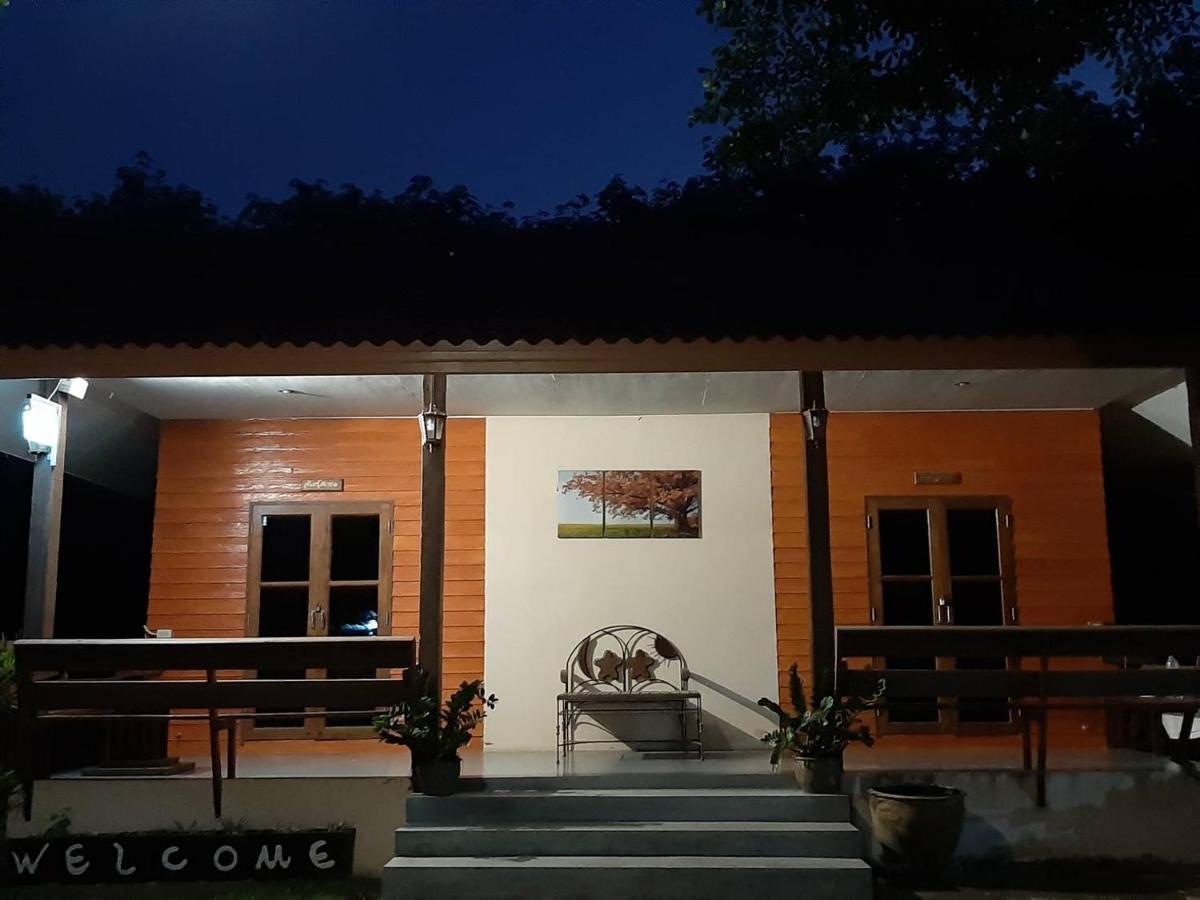Baan Chan Sabai Chanthaburi Bagian luar foto